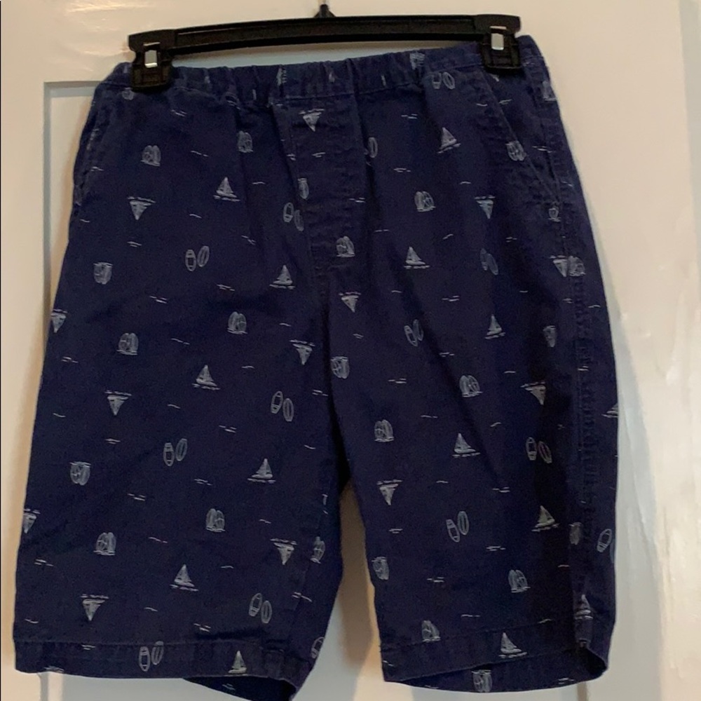 Boys pull on cotton shorts